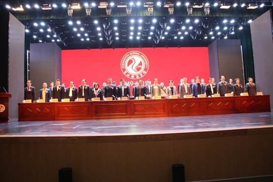 2019.10.18老干部参加庆祝建校70周年大会 007.JPG